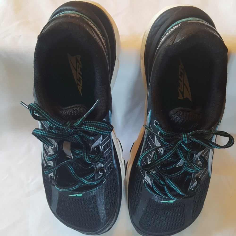Shoes - Picture 2 of 3